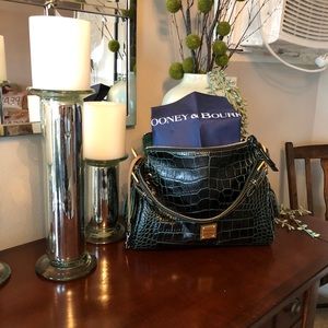 Dooney and Bourke bag PLEASE READ!